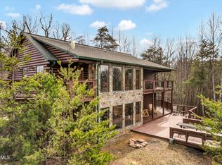 3520 Manoah Way, Sevierville, TN 37876