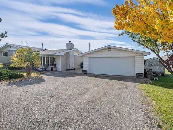 3rd image of 235007 E Range Road 284