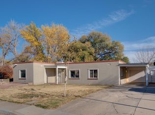 312 Osage Pl SW, Albuquerque, NM 87105