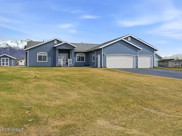 245 N Ayrshire Cir, Palmer, AK 99645