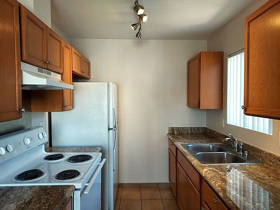 5th image of 4254 Felton St APT 5