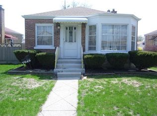 7649 W Balmoral Ave, Chicago, IL