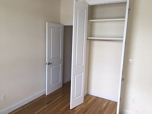 Rented by Arvik Group Real Estate | media 14