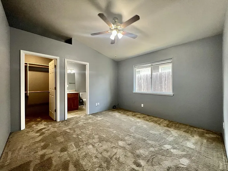1268 SW Sun Glo Dr — Photo 7