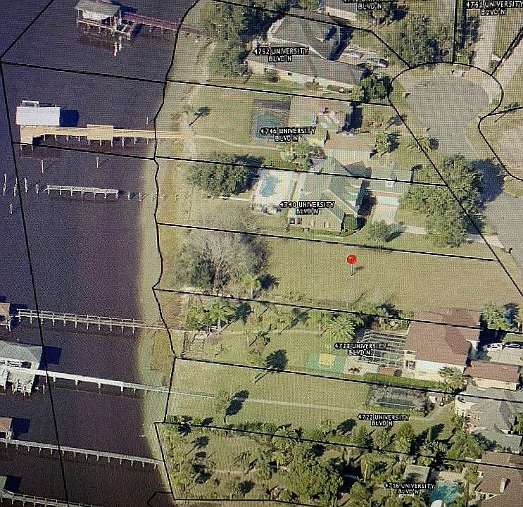 2nd image of University Blvd