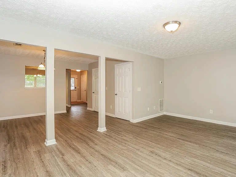 5621 Union Pointe Dr — Photo 6