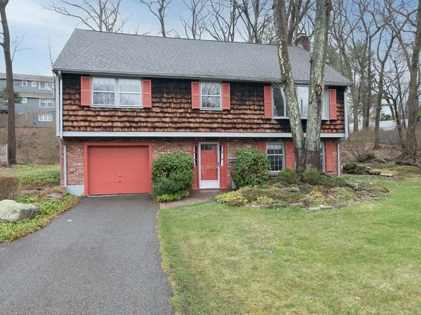 107 Old Country Way, Braintree, MA 02184
