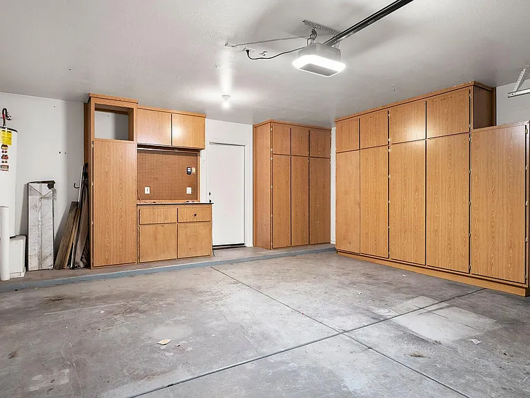 3297 E Warbler Rd — Photo 37