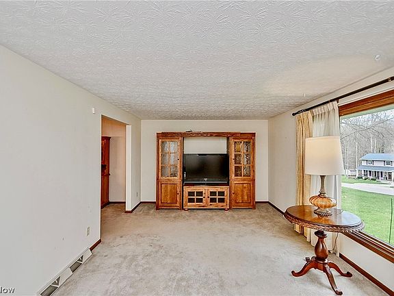 4th image of 8596 Scenicridge Ave NW
