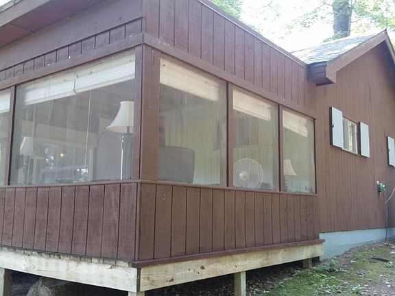 3rd image of 7282 Northern Dr