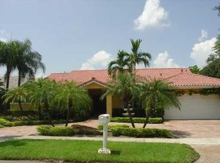 14670 Glencairn Rd, Miami Lakes, FL 33016