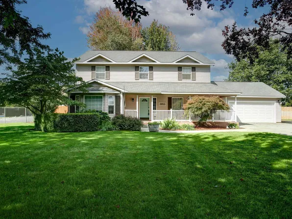 3911 Westlake Dr, West Richland, WA 99353