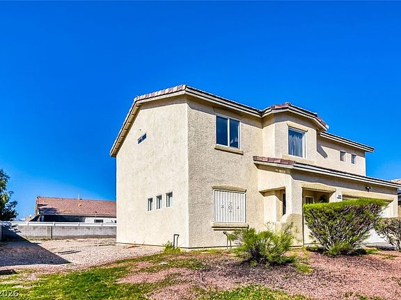 3rd image of 3893 White Cedar Dr