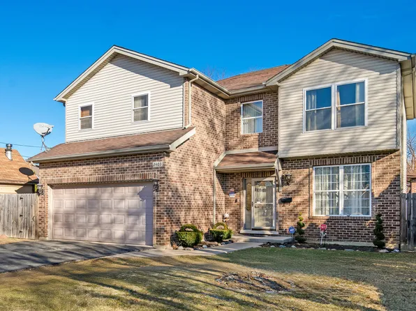 2403 Geneva Ave, Melrose Park, IL 60164