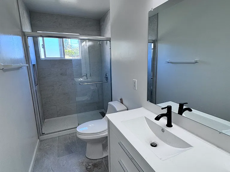 6199 Plymouth Ave — Photo 9