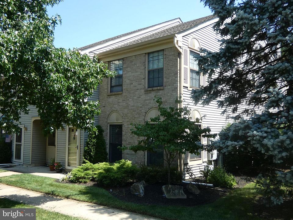 1st image of 123 Wyndham Pl