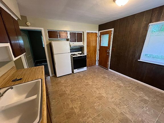 3rd image of 1228 Seemore Ave