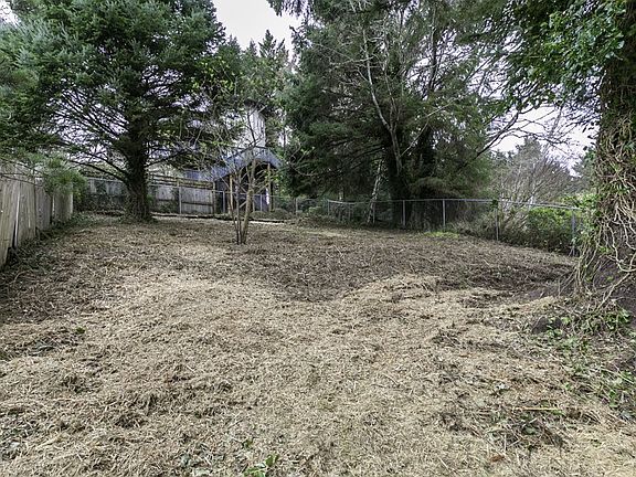 4th image of NE 35th St