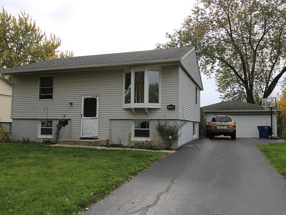 1st image of 236 E Rose St