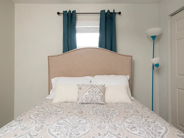 4303 Walis Pl — Photo 8