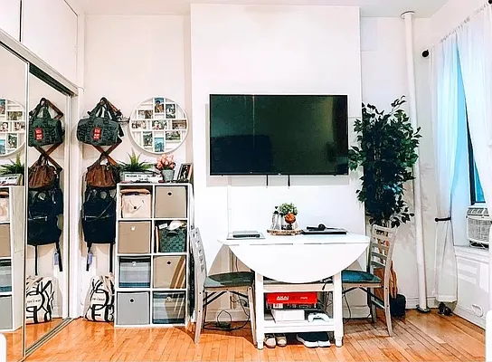 Rented by Oxford Property Group | media 4