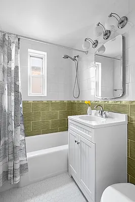 Sold by Corcoran | media 22