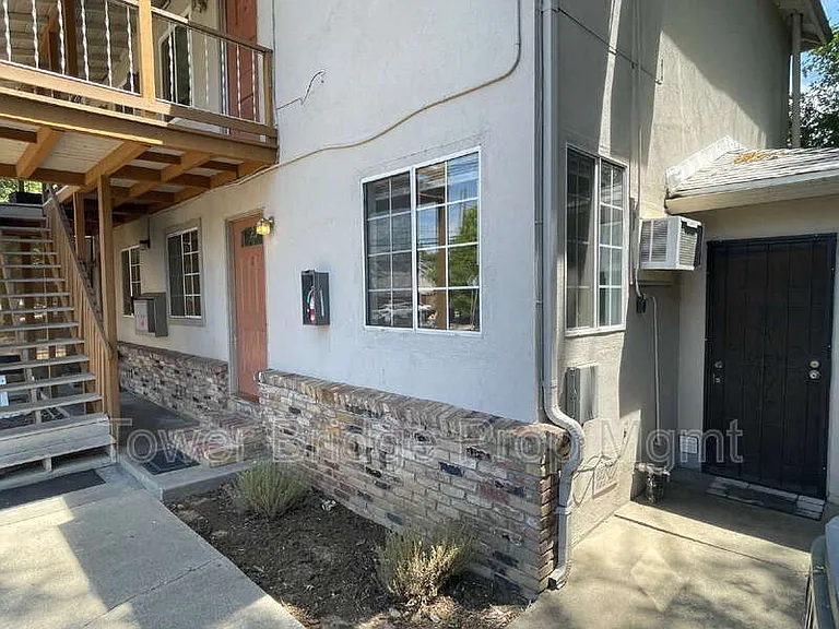 2701 San Fernando Way #2 — Photo 25