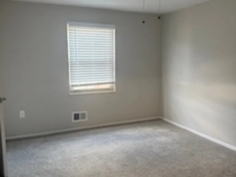 TOWNHOMES AT BLENDON — Photo 47