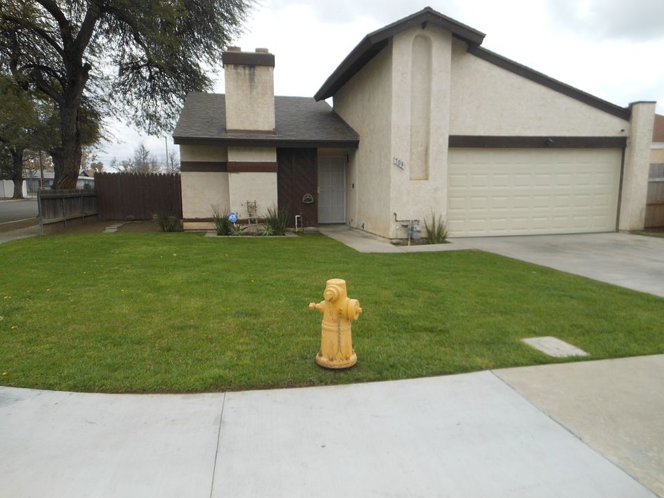 1st image of 703 Malibu St