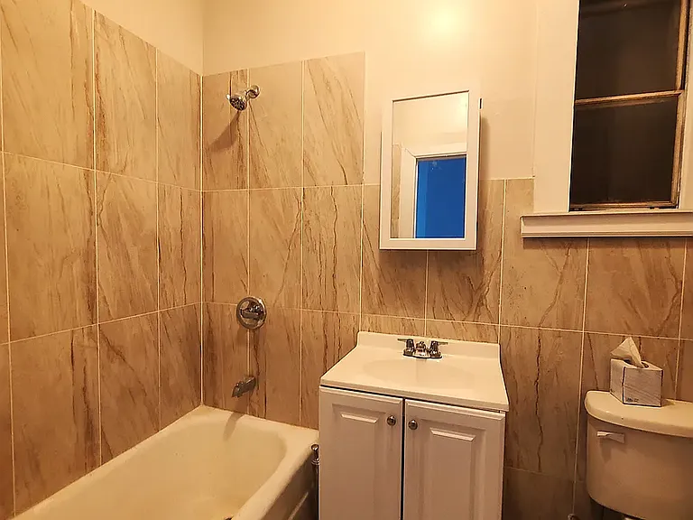 208 Broadway #4 — Photo 18