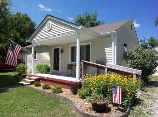 650 Maplecrest Dr, Whiteland, IN