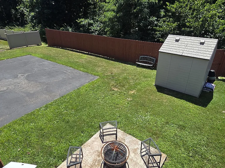 117 Huron Dr — Photo 27