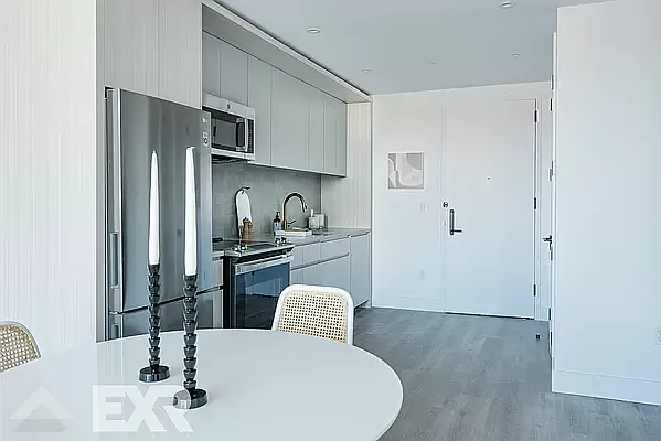 Rented by EXR | media 2