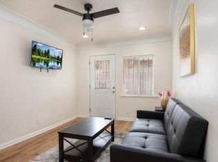 1161 W 38th St #2, Los Angeles, CA 90037