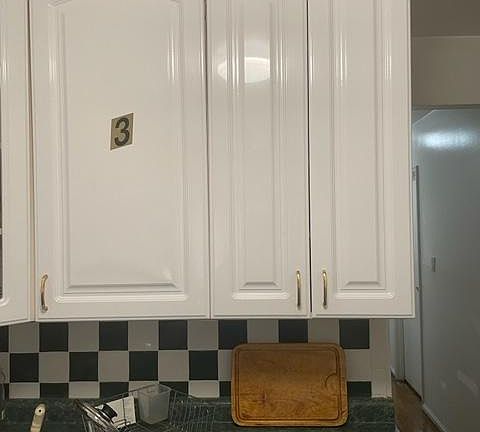 5th image of 1505 E 98th St