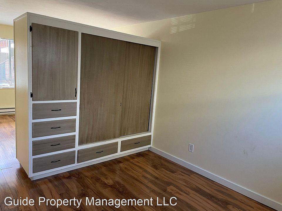 1st image of 5233 Brooklyn Ave NE APT 2