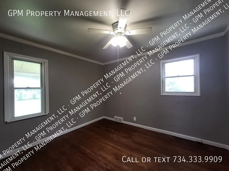 22084 Shakespeare Ave — Photo 12