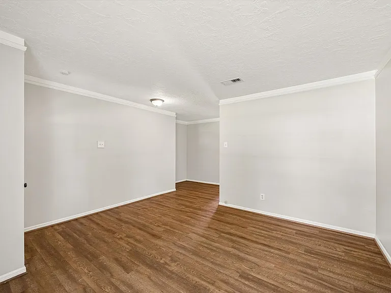 25114 Spring Ridge Dr — Photo 5