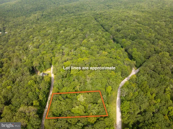 2 Beaver Run Rd, Oakland, MD 21550