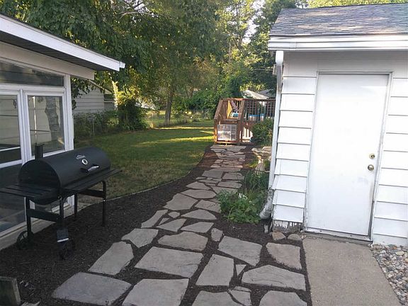 2nd image of 920 Worchester Dr