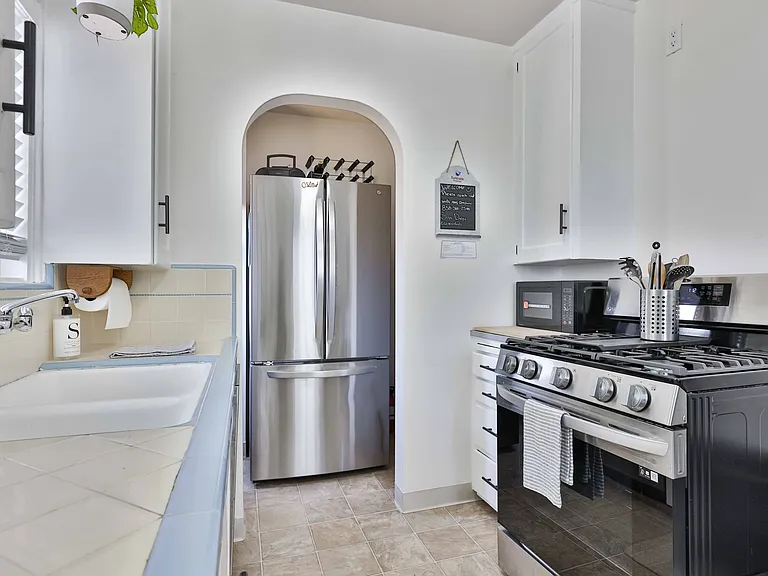4788 W Mountain View Dr #B — Photo 11
