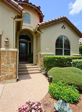 3rd image of 11705 Woodland Hills Trl