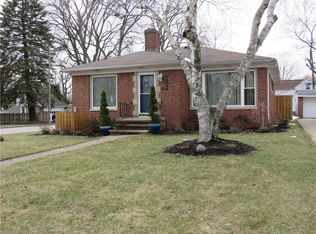 4126 W 222nd St, Fairview Park, OH