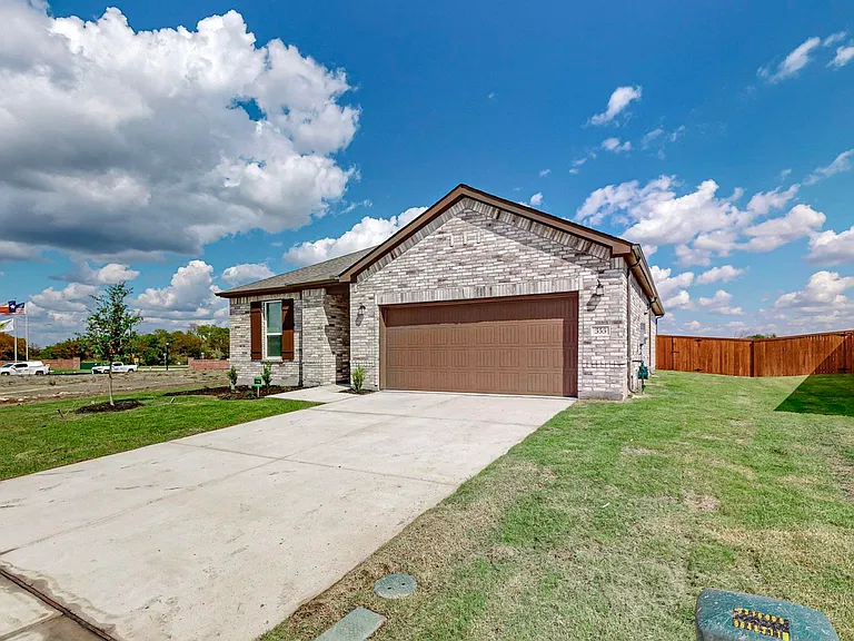 353 Princewood Dr — Photo 29