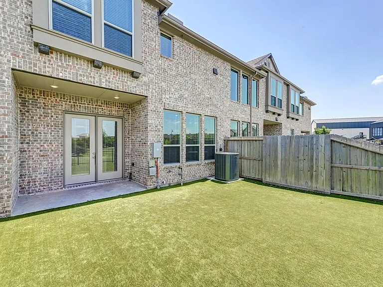 6570 Scarlet Pond Ln — Photo 44
