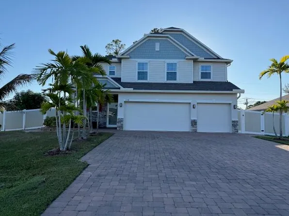 2300 SW Abalon Circle, Port St Lucie, FL 34953