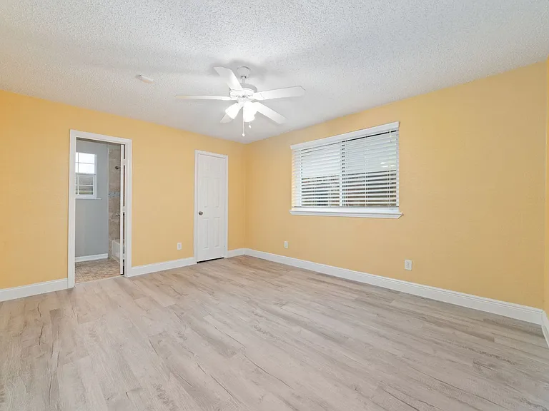 11610 Grapewood Dr — Photo 13