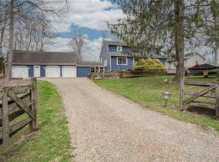 12560 Burton Heights Blvd, Burton, OH 44021