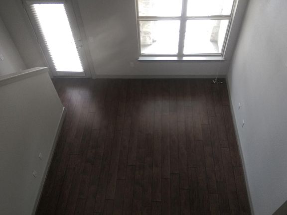 4th image of 10904 Katy Fwy