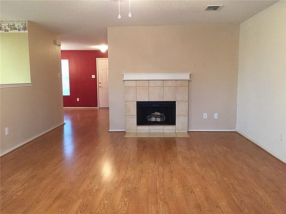 2nd image of 3559 Saguaro Dr